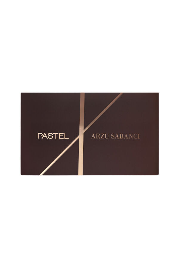 Pastel X Arzu Sabancı Eyeshadow Palette 61 - 1