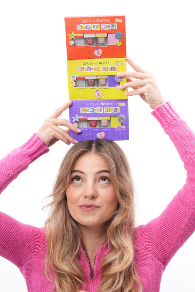 Show By Pastel Glow-Up Girl! That Girl Mini Kit (Liquid Blush Mini 59 & Liquid Highlighter Mini 72 & Clear Lip Gloss Mini) - 5